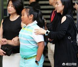 周立波的老婆:周立波女儿是谁生的，周立波有几个女儿