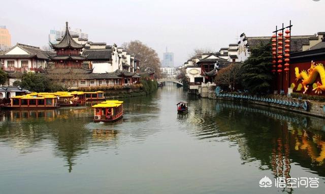 南京烧狗朱萍:毛絮引发哮喘复发，南京民警巡逻及时救人, 你怎么看？