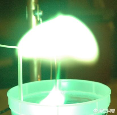 新加坡穿墙灵异事件真相:你小时候经历过哪些诡异的科学解释不了的事情？