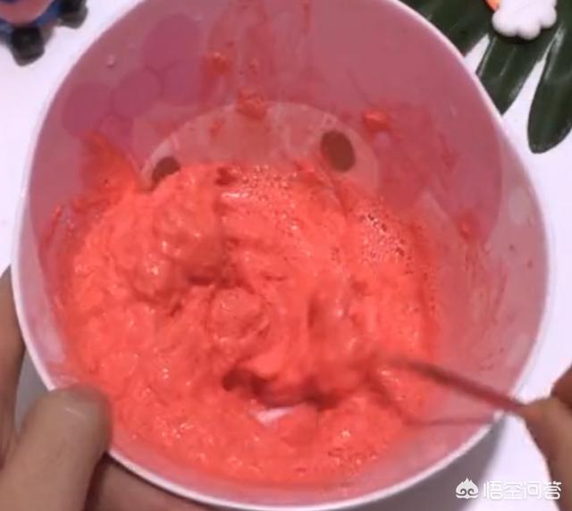 儿童简单做起泡胶:怎么做无胶水、无护理液、有小苏打的起泡胶呢