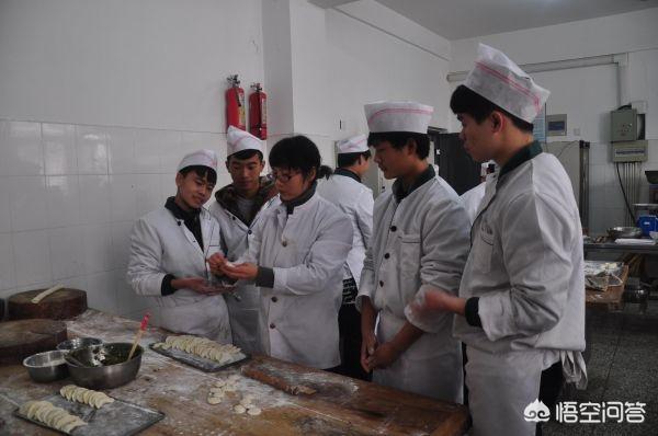 读高中真的比中职好吗？
