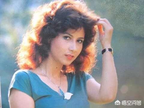 罗文甄妮:有人说甄妮的唱功在女歌星中是最厉害的一位，众位赞同吗？