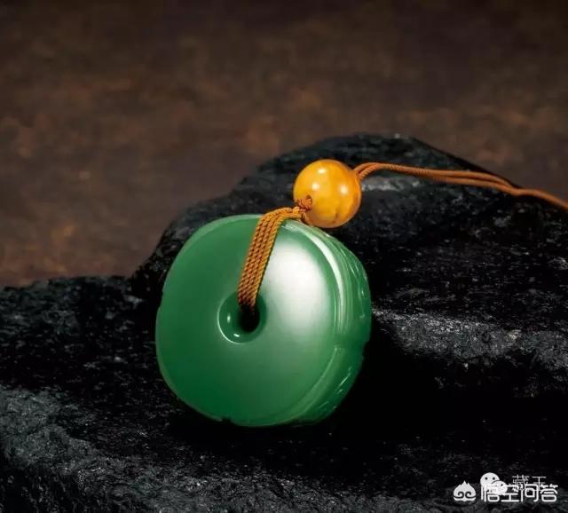 和田碧玉什么颜色最贵,和田玉哪种颜色最好，为什么？