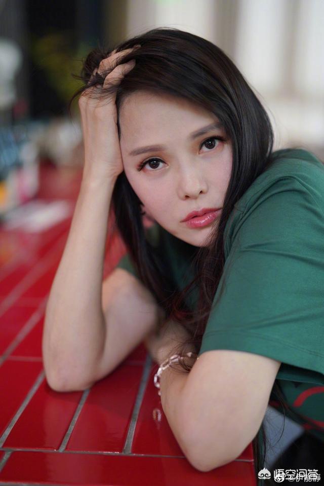 伊能静怀孕:50岁伊能静发博回应传言“怀孕”，你怎么看？