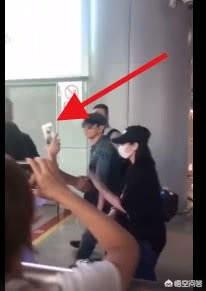林俊杰被打:如何看待林俊杰打飞粉丝手机事件？