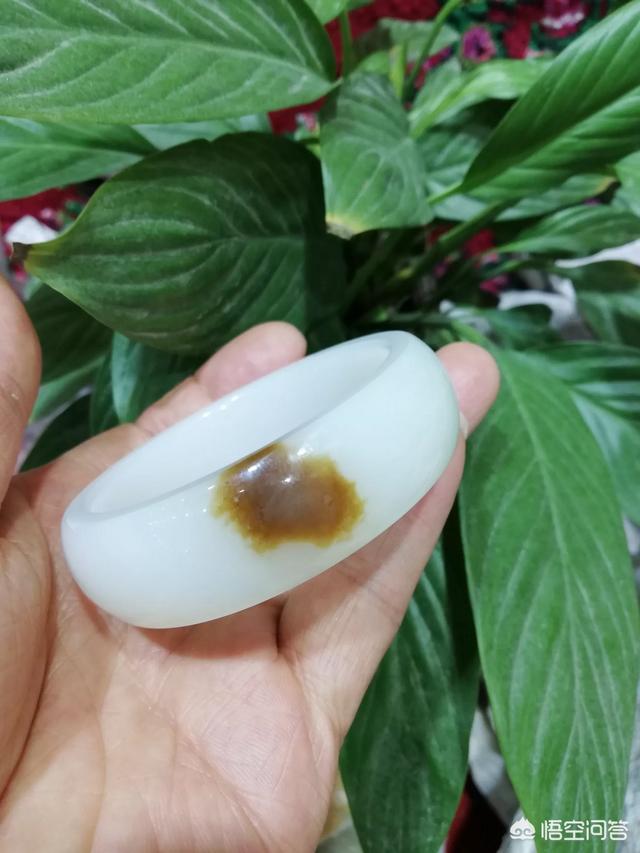 和田玉市场价多少,现在新疆和田玉市场真的有价无市吗？