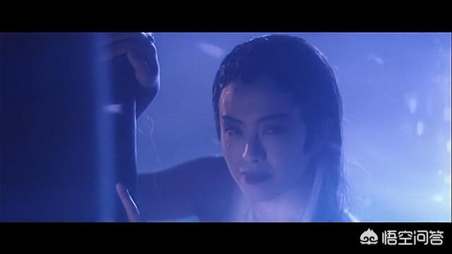 张曼玉与王祖贤出演的电影为什么叫《青蛇》而不是《白蛇》？