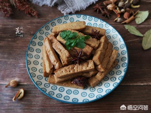 孙雨嫣:豆腐干卤水的配方是什么？