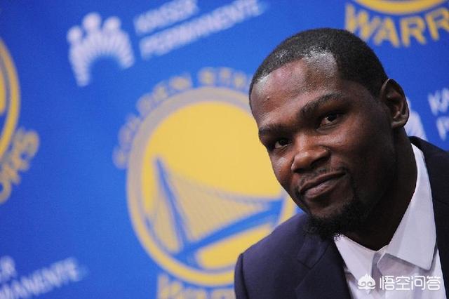 欧文成为自由球员:欧文、杜兰特等NBA大牌自由球员在今夏会如何选择下家呢？