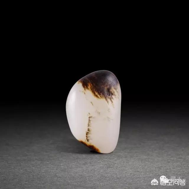 玉石原石怎么存放保养不开裂,关于和田玉原石，要注意哪些事项？