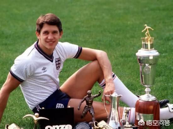 迄今为止，足球史上最难超越的十大巨星球员都有谁？插图103