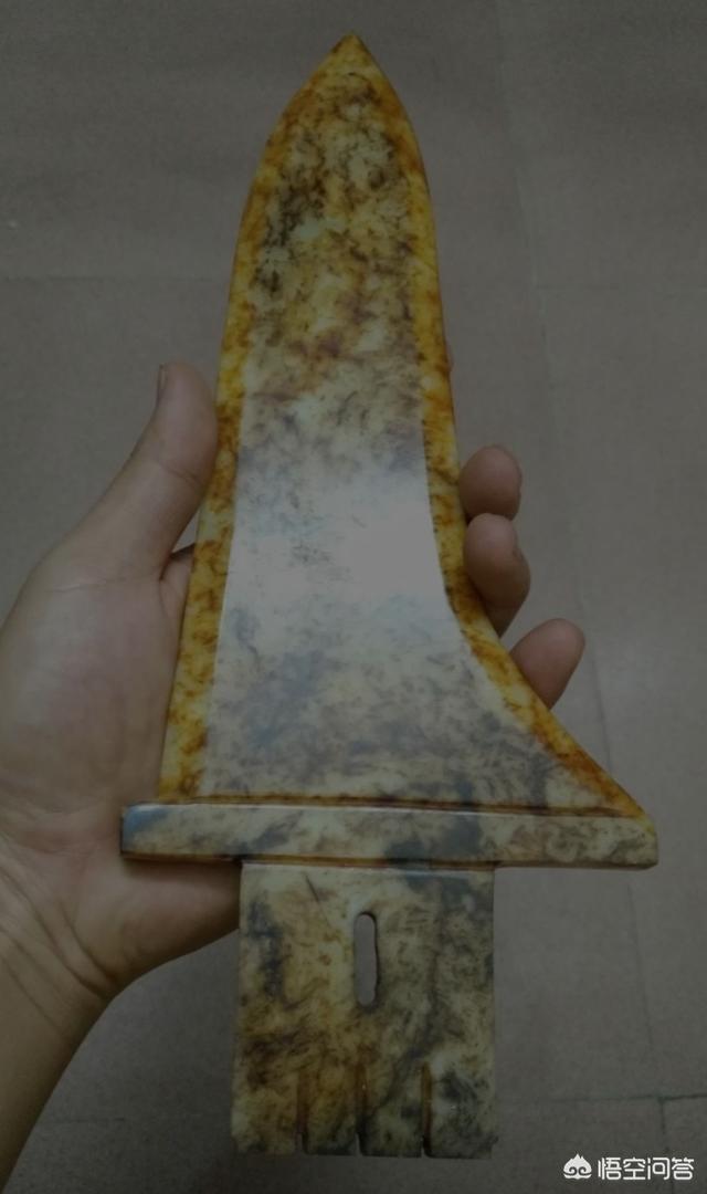 对中国玉文化的认识2000字,古玉和新玉哪个更值得收藏？