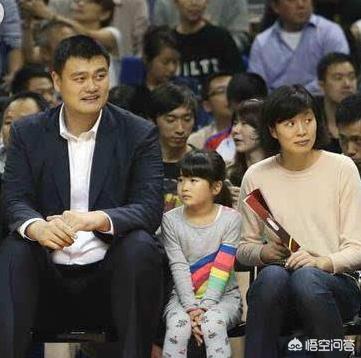 姚明老婆:姚明2.29米，姚爷爷2.03米，姚明家族基因究竟是怎样的