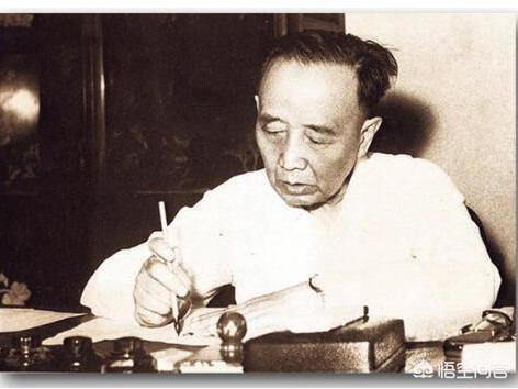 郭沫若妻子整理丈夫遗物时，发现了一个秘密，为何选择自杀呢？