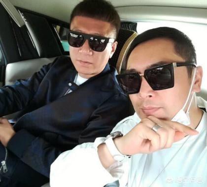 洪潇:哈尔滨斯卡拉老板姜鹏在娱乐圈的地位如何？