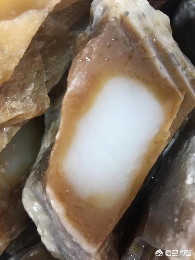 和田玉市场价多少,现在新疆和田玉市场真的有价无市吗？