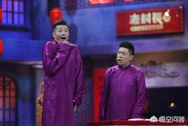 谢金因父亲的关系，在德云社里的辈分很高，他的师父是谁？他的成长经历是怎么样的？