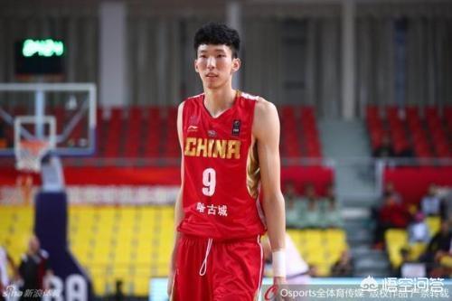 杨小怂:周琦为何会在2016年奥运会后被称为“周一板”和“周躲躲”？