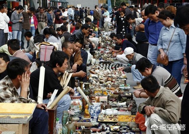 退休了不想闲下来,进古玩行业能赚钱吗？