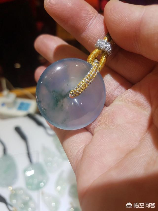 如何挑选翡翠,翡翠如何挑选尺寸和性价比？