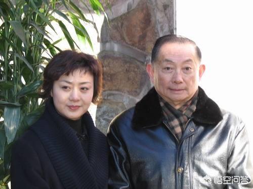 李维康简历:被不少人称为“京剧第一美人”的李胜素，究竟是个怎样的人？