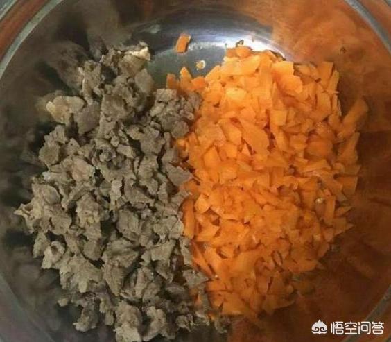 四个月的小金毛吃什么好:我家金毛四个月啦！可以吃动物内脏？