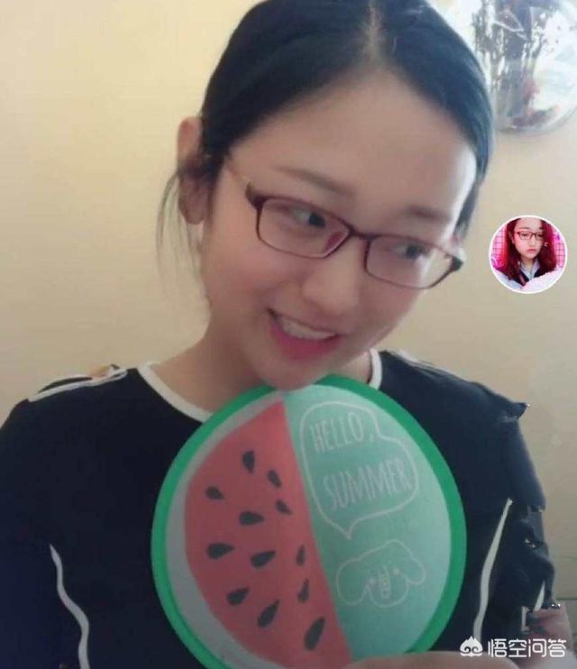 王思聪示爱网红:王思聪表白女网红七七，她早有外国男友，强行夺爱？还撞脸景甜？