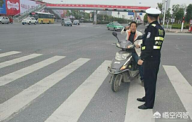 电动车新国标规定速度大于25km/h的算机动车，但这个速度能在机动车道行驶吗？