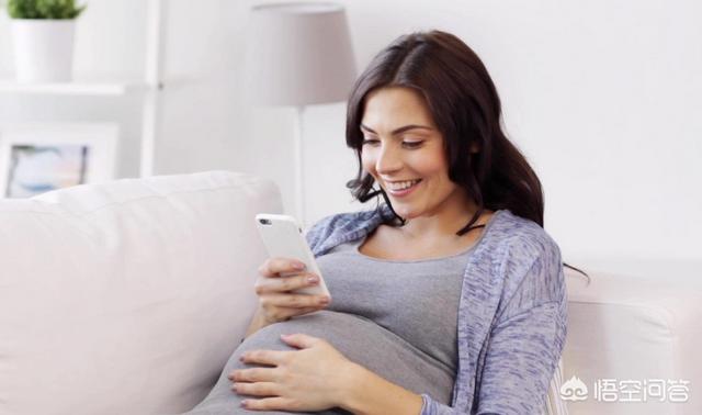 孕妇玩手机，会致胎儿畸