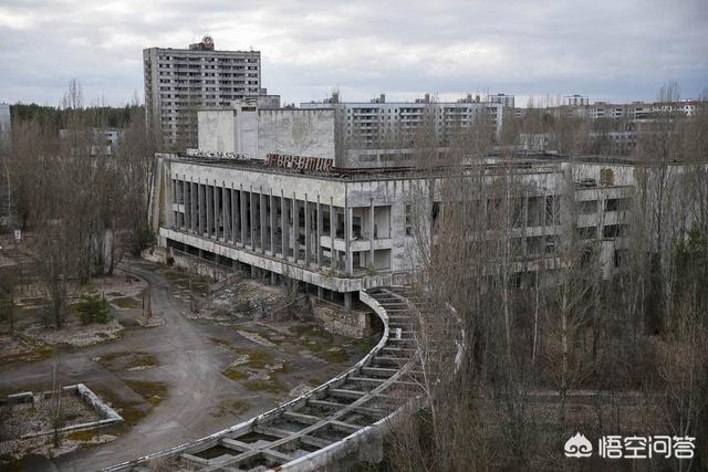 为什么日本长崎广岛被核爆了还能住人？难道是假核弹？