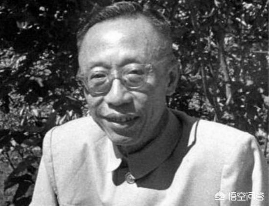 溥仪晚年灵异事件:为什么皇帝溥仪被俘虏以后，还能安享晚年到六十？