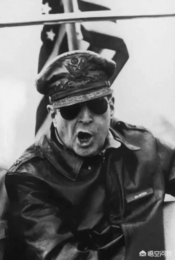 美国五星上将麦克阿瑟是怎样被解职的？为什么？插图109