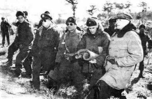 对岸共和国:1990年美国暴打萨达姆之后，为何没有攻入伊拉克？