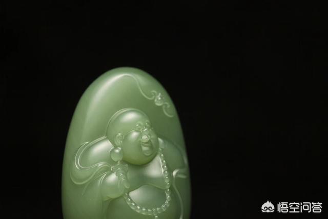 和田玉需要抹油吗,新疆和田玉，玉的皮子重要或是玉质重要？