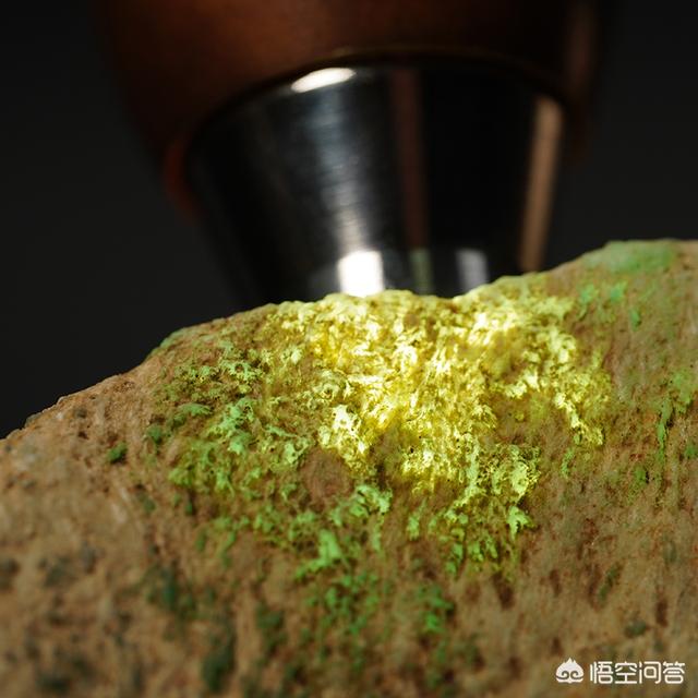 翡翠是怎么形成的,请问一下翡翠产地及翡翠的形成原因是什么