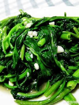 绿叶菜这样做入味不变色，干煸豆角怎么保持翠绿的颜色怎么做入味好吃