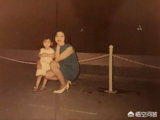 杨丞琳潘玮柏蔡依林同框:明星与妈妈合照，哪张最相似？