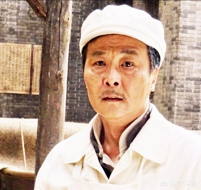 徐镜人简介:为何说《破冰行动》林水伯演技炸裂，从哪些方面可以看出来？
