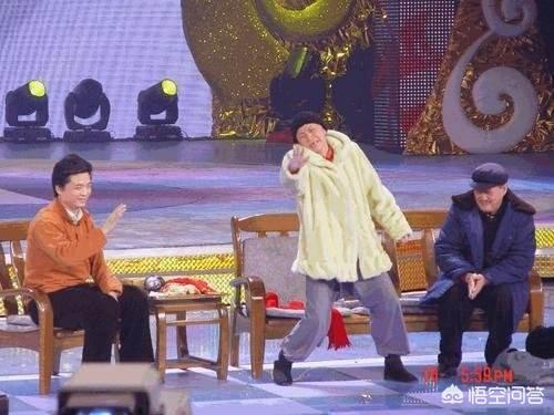 赵本山和宋丹丹:赵本山和黄宏两个人中，你更喜欢宋丹丹和谁搭档演小品，为什么