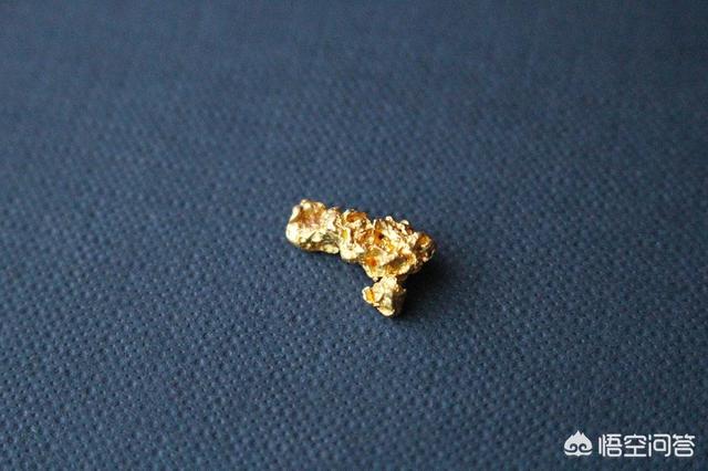 18k金最简单的鉴别方法,如何用水判断金子的真伪？