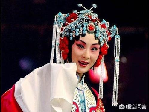 张保仔:李胜素、张火丁，谁才是真正的京剧“青衣第一人”？