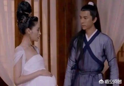 范冰冰怀孕:范冰冰李晨牵手秀恩爱，而鞋子暴露了女神现在是否有身孕？