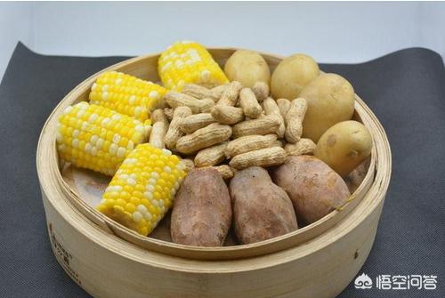 100g橄榄油煎鸡胸肉热量:减肥期间为什么提倡吃鸡胸肉？鸡腿不可以吗？