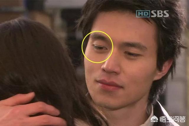 李栋旭浴缸照:“下衣失踪”的时尚照，摄影怎么拍？