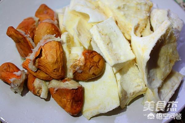 榴莲壳炖鸡的做法，榴莲煲鸡，是用榴莲的果肉还是榴莲的壳来煲呢？
