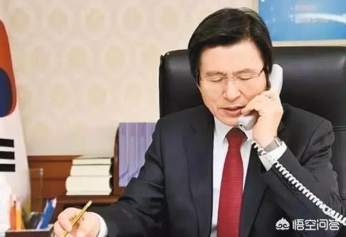 韩国最近频繁出现议员堵门事件和各党派支持者上街游行,为何说这是韩国人迷失方向所致？