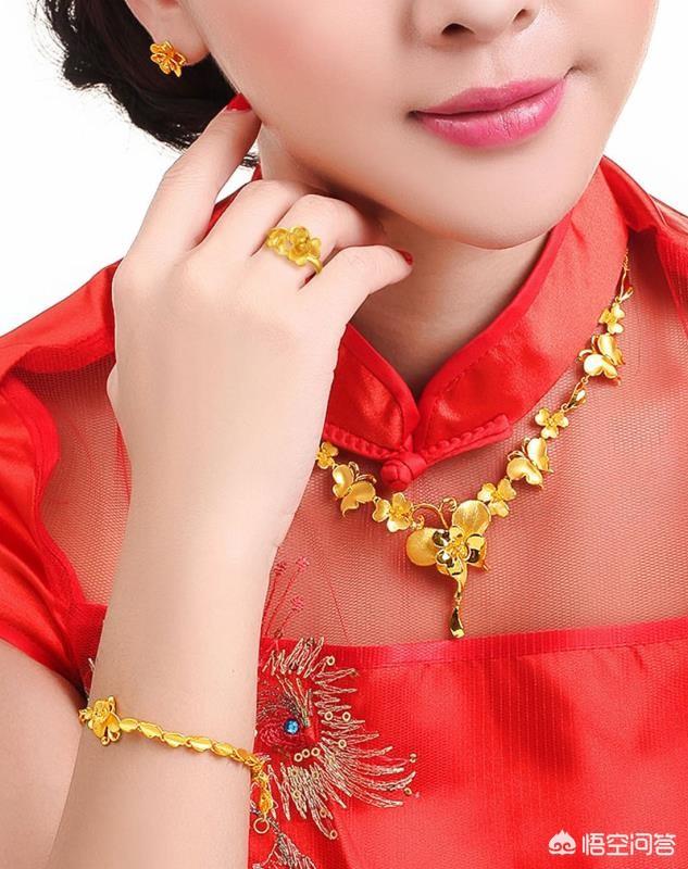 什么牌子的黄金手镯好,黄金首饰哪个品牌的款式好看？