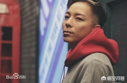 黄景行笑傲江湖:街舞里肖杰和黄景行，那个厉害，地位呢？