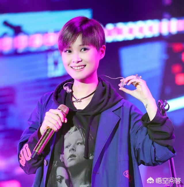 李宇春演的电影:十三年过去了，张靓颖和李宇春相比，谁的成就与影响力更高？