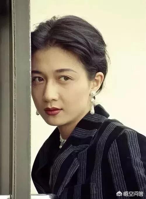 成龙妻子:你觉得成龙要不要认女儿？